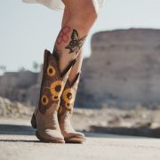 Spring Crazy Brown Cowgirl Boots Whit Sunflower Embroidery